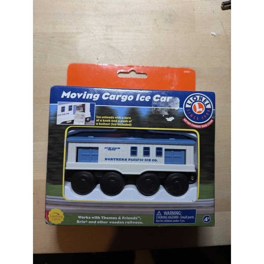 Lionel Moving Cargo Ice Car Northern Pacific 250 – New in Box‎